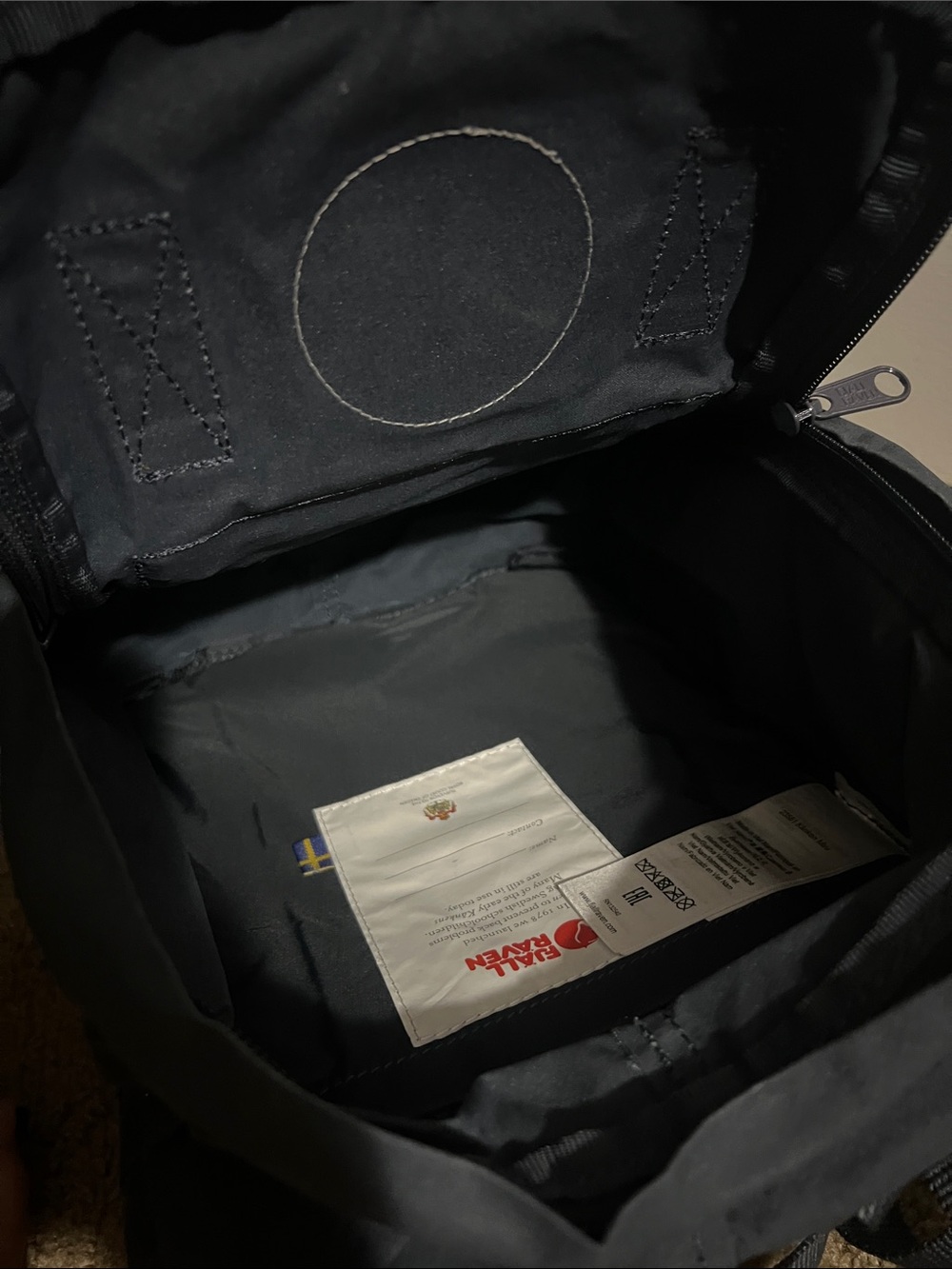 Kånken Mini Backpack - Black - Picture 5 of 6